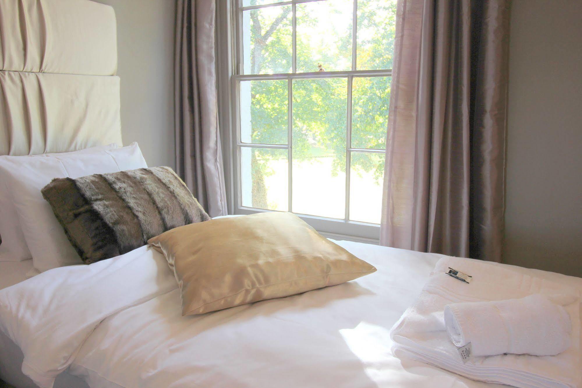Cambridge City Apartments Esterno foto