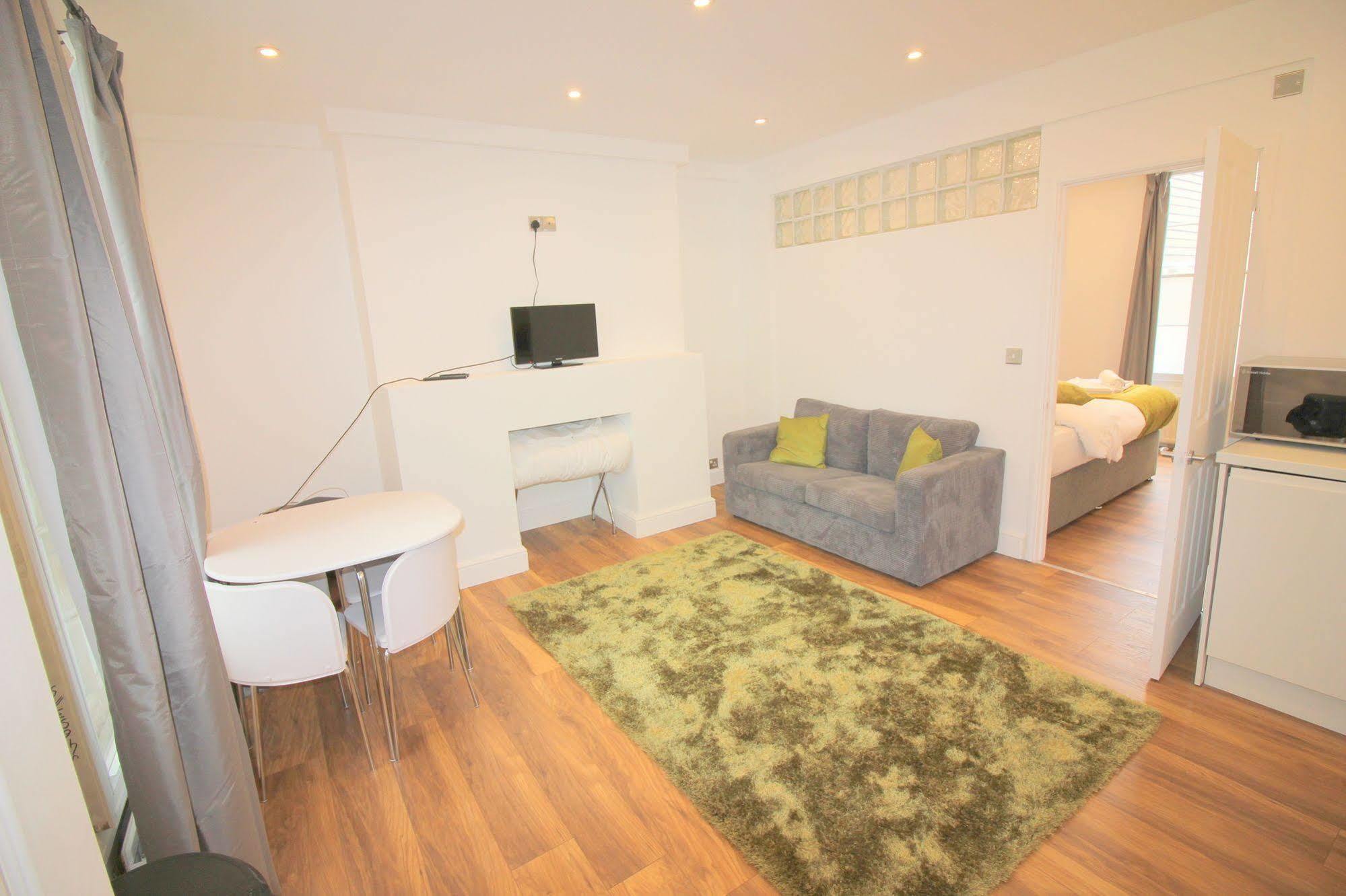 Cambridge City Apartments Esterno foto